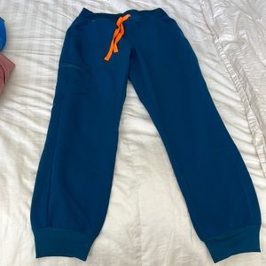 Figs High Waisted Jogger Scrub Panta